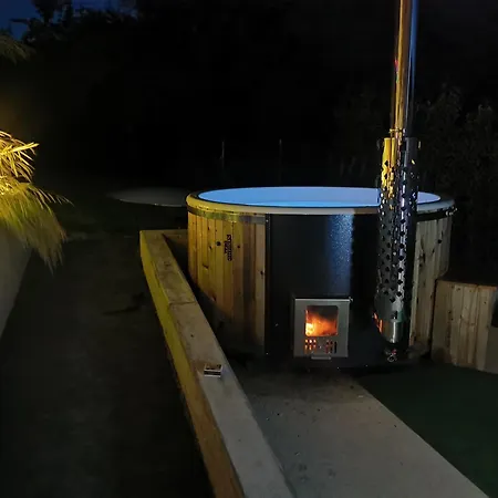 Hedoniste 1 * Herpy-l'Arlesienne