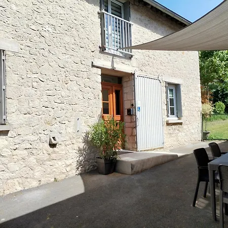 Hedoniste 1 Herpy-l'Arlesienne